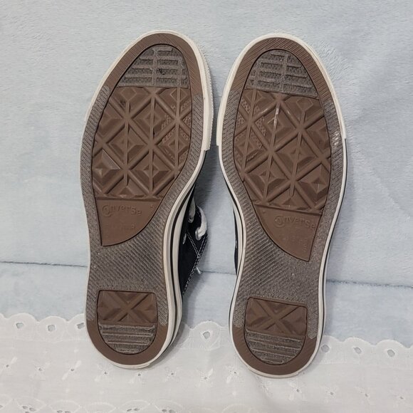 Classic Converse All Star Low Top Canvas Shoes. Unisex Men's 5, Women's 7. - Picture 7 of 8